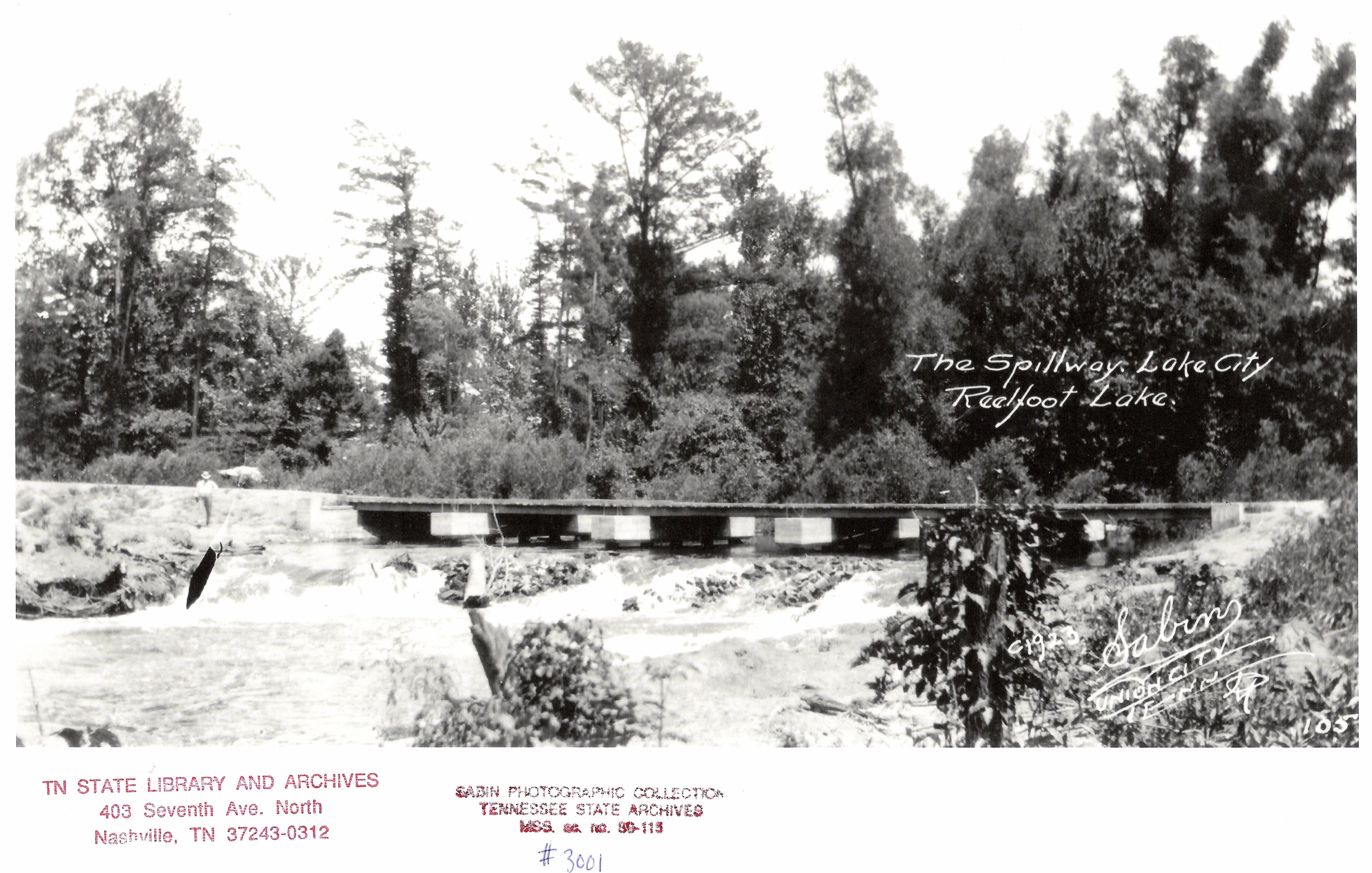1921reelfootlakespillwaydam.jpg